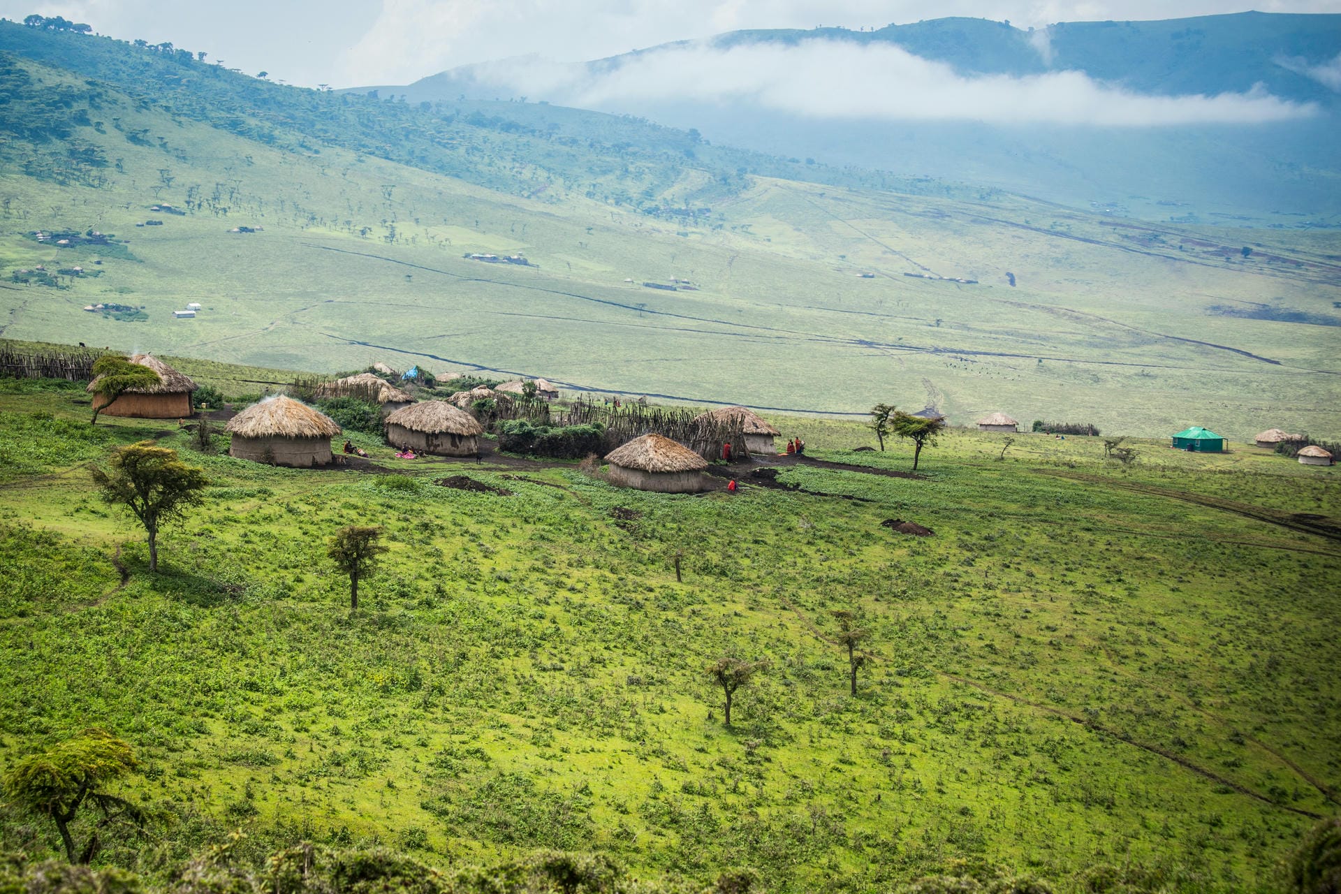 Massai Dorf im Ngorongoro Schutzgebiet
